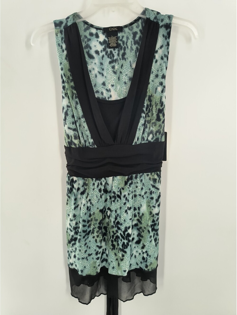GNW Women's L Blouse NWT 052